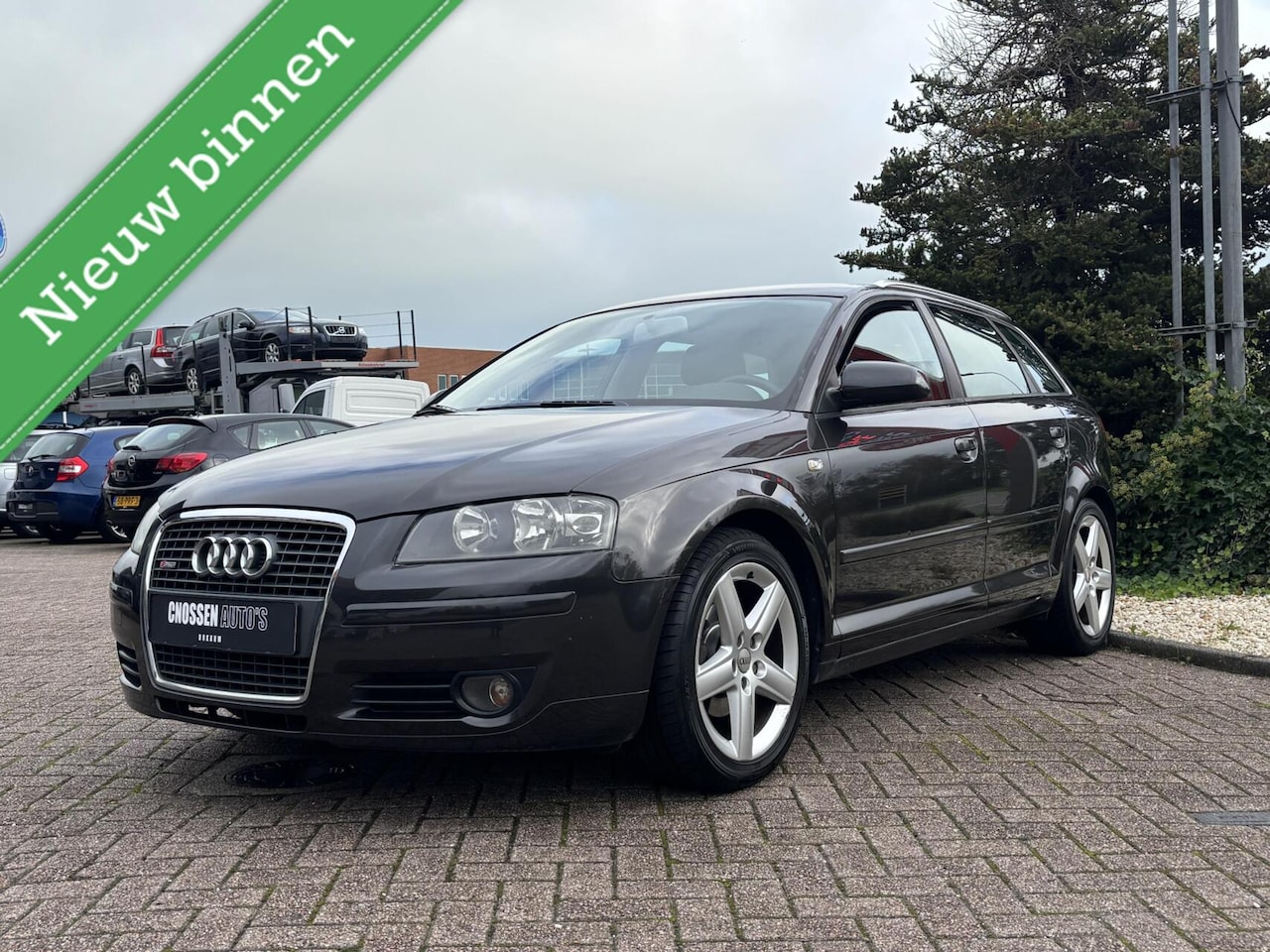 Audi A3 Sportback - 1.6 Ambiente Clima. Cruise. Trekhaak! - AutoWereld.nl