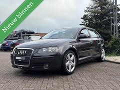 Audi A3 Sportback - 1.6 Ambiente Clima. Cruise. Trekhaak