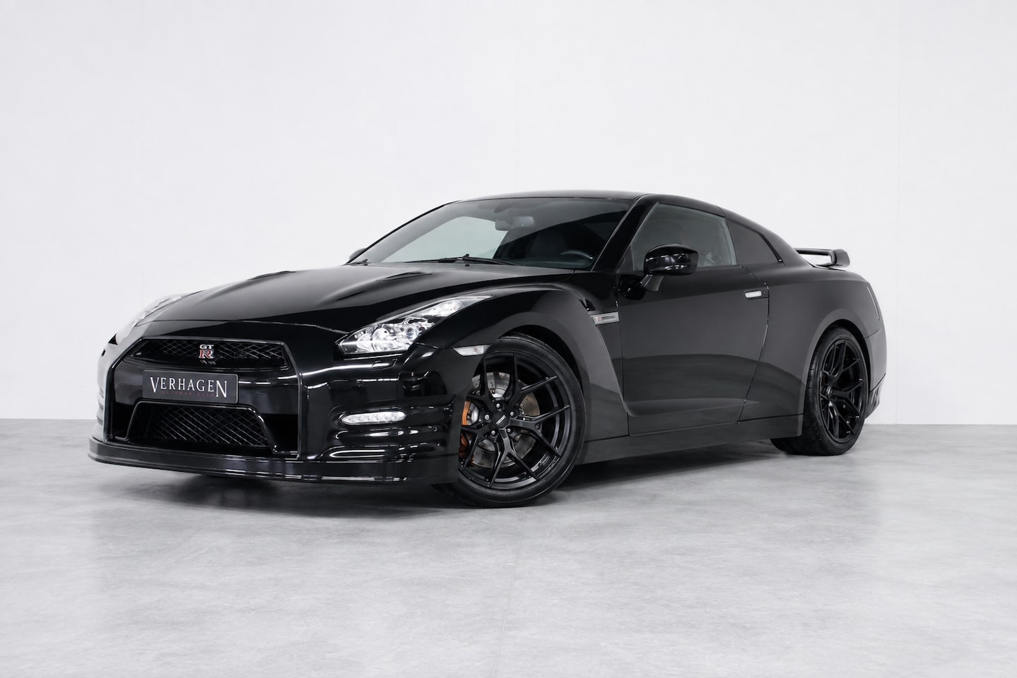 Nissan GT-R - 3.8 V6 Black Edition 3.8 V6 1100PK Black Edition - AutoWereld.nl