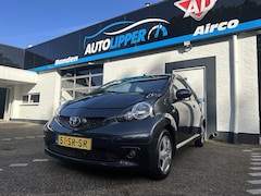 Toyota Aygo - 1.0-12V Sport /Airco/Lm velgen/All season banden/Dakspoiler