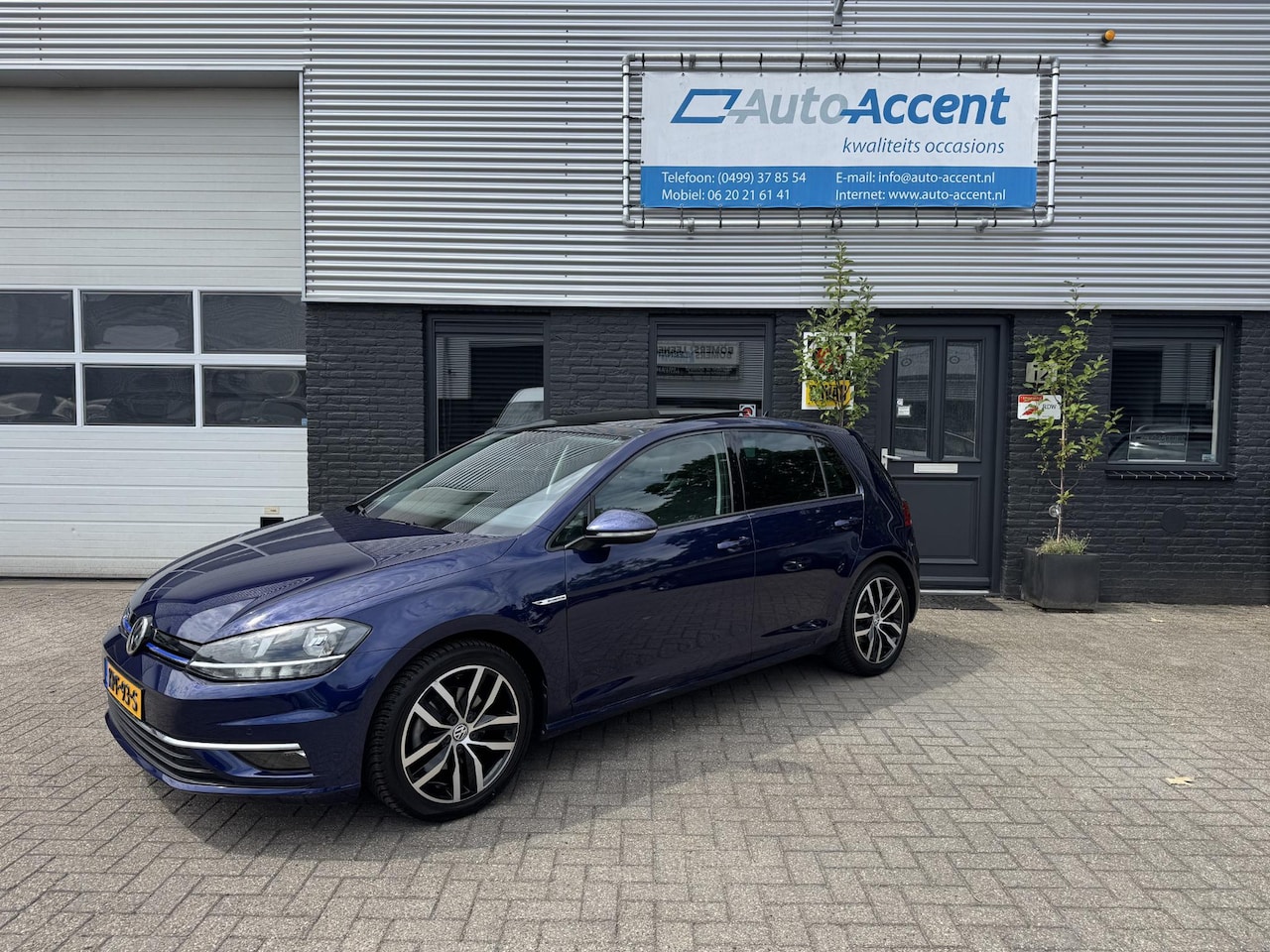 Volkswagen Golf - 1.5 TSI Comfortline Business Navi/Schuifdak/Klima/48dkm... - AutoWereld.nl