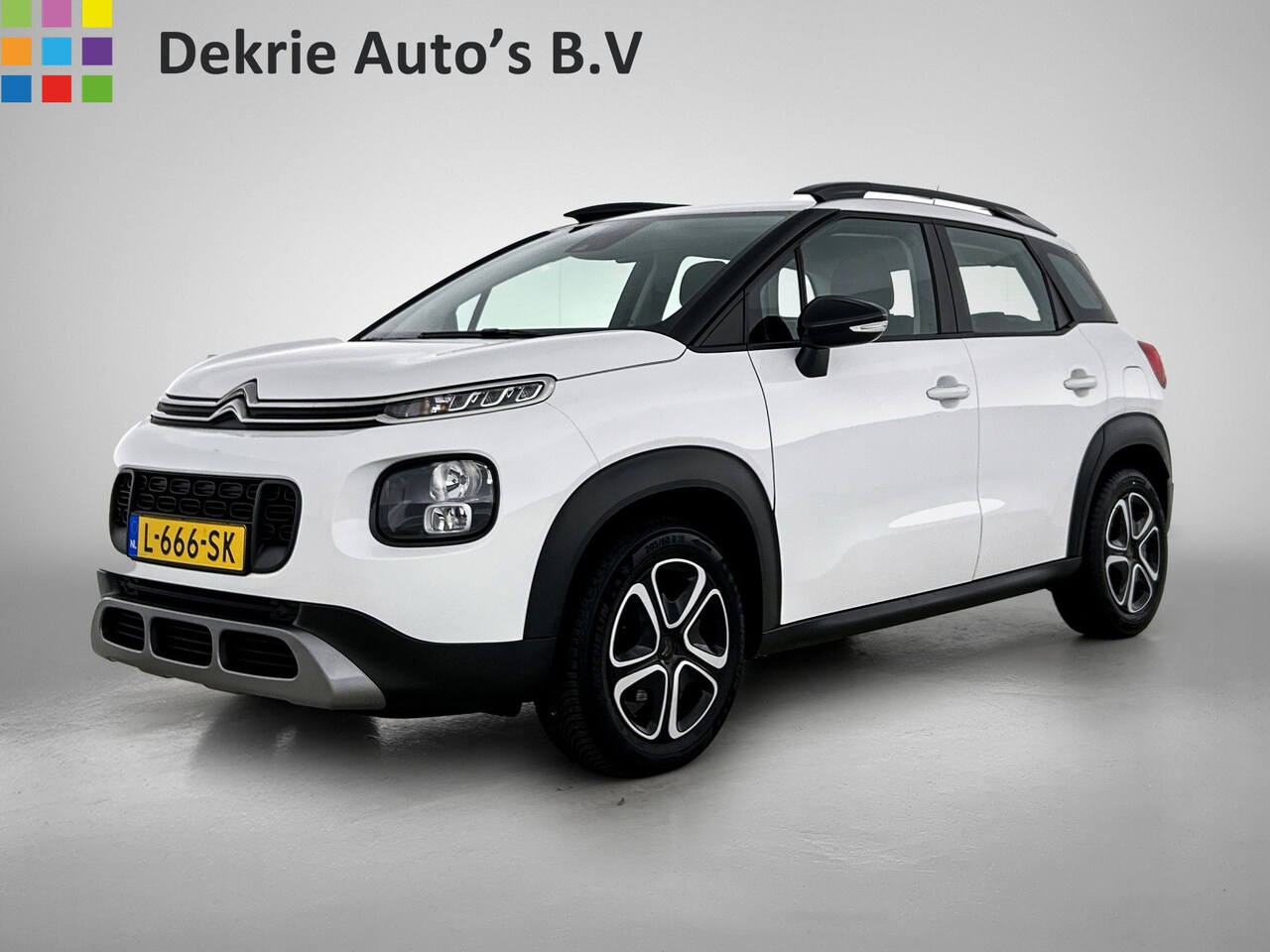 Citroën C3 Aircross - 1.2 110PK Feel / Trekhaak / Hoge instap / Airco / Pdc./ Cruiscntrl./ Radio-multimedia / Di - AutoWereld.nl