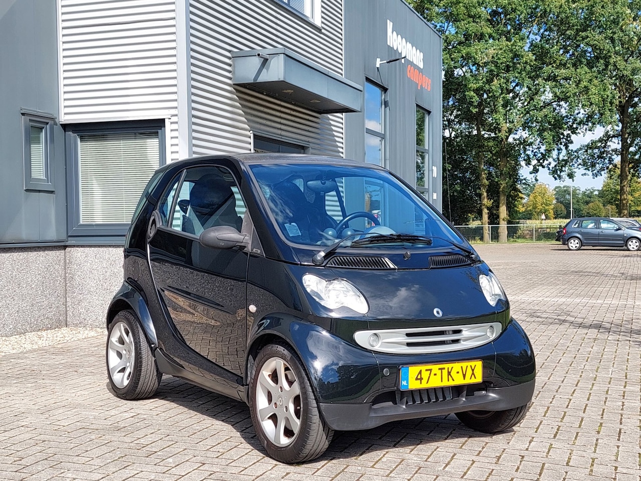 Smart Fortwo coupé - 0.7 pulse met schakelflippers aan het stuur - AutoWereld.nl