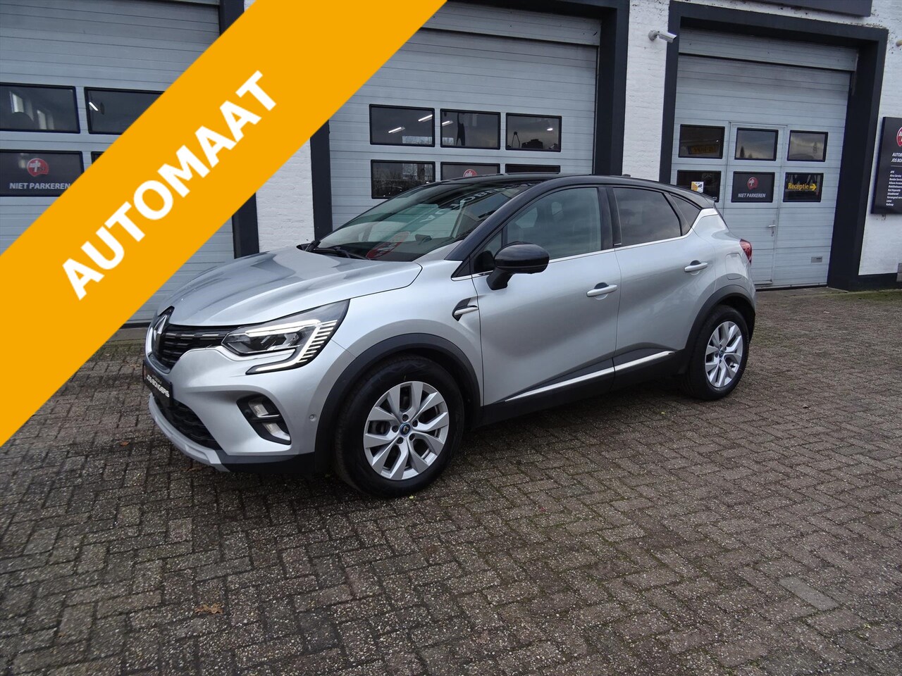 Renault Captur - E-Tech Plug-In Hybrid 160pk Intens - AutoWereld.nl