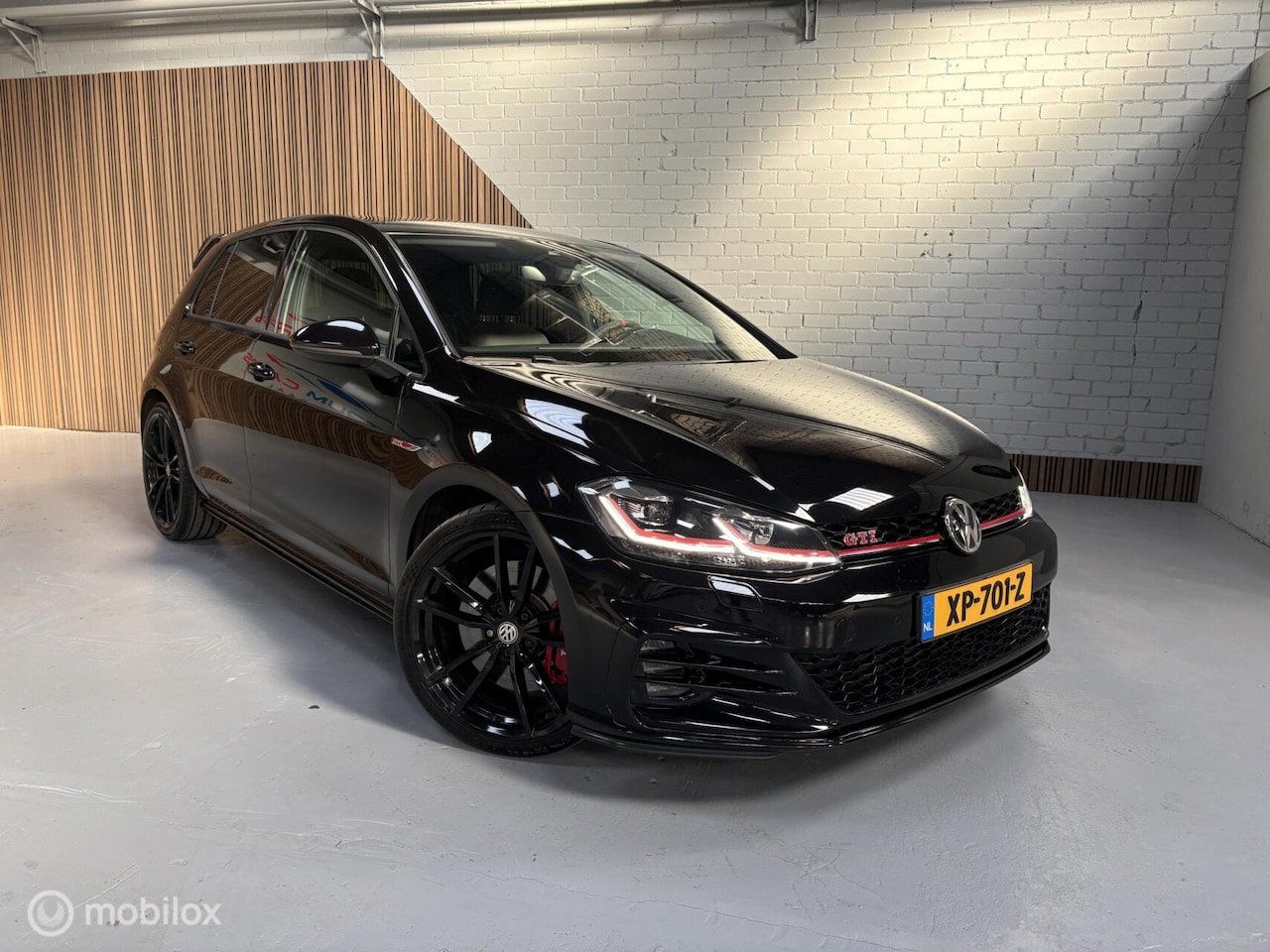 Volkswagen Golf - 2.0 GTI Performance|Akrapovic|ACC|Carplay| - AutoWereld.nl