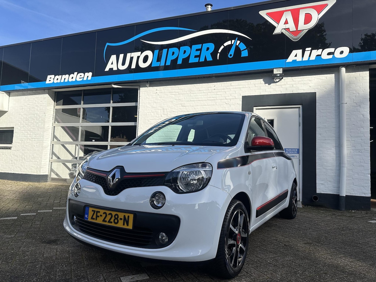 Renault Twingo - 0.9 TCe Dynamique /Nieuwe apk bij aflevering/Airco/Lm velgen/All season banden - AutoWereld.nl
