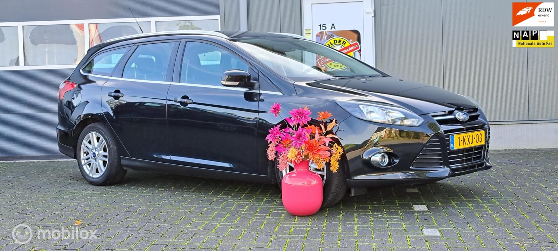 Ford Focus Wagon - 1.0 EcoBoost Titanium 1.0 EcoBoost Titanium - AutoWereld.nl