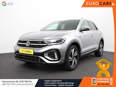 Volkswagen T-Roc - 1.5 TSI 150pk DSG R-Line Navigatie Apple Carplay/Android Auto Parkeersensoren Camera Blind