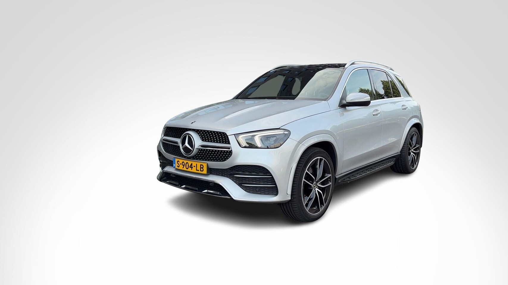 Mercedes-Benz GLE-Klasse - GLE 450 Automaat 4MATIC AMG Line | Airmatic | Panoramadak | Distronic | Sfeerverlichting | - AutoWereld.nl