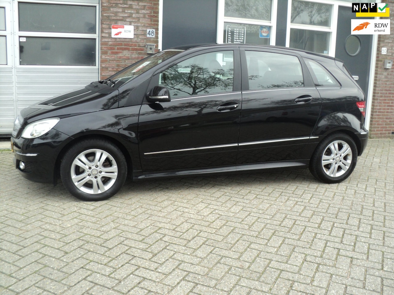 Mercedes-Benz B-klasse - 180 Business auto automaat bj2010 - AutoWereld.nl