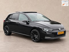 Volkswagen Golf - 1.5 eTSI R-Line+Panorama+ST.Vervarming+DealerOnderhouden