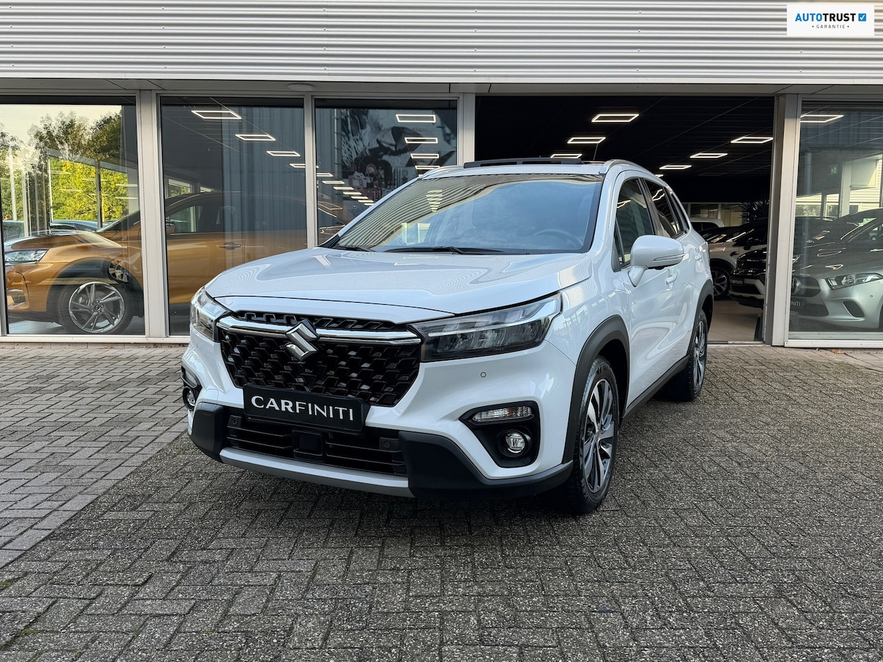Suzuki S-Cross - 1.5 Hybrid Style 102 Pk Automaat | Panoramadak | Voll Leder | Navigatie | Cruise | Camera - AutoWereld.nl
