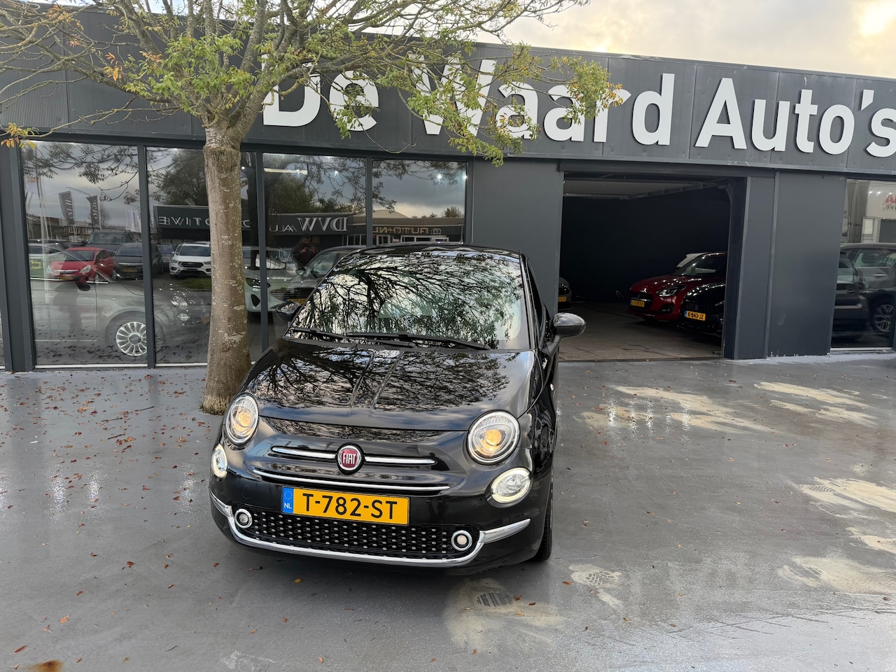 Fiat 500 - 1.0 Hybrid RED/ airco/cruise/panoramadak/Leder/LM velgen/ Carplay/Dealer onderhouden/12 Ma - AutoWereld.nl