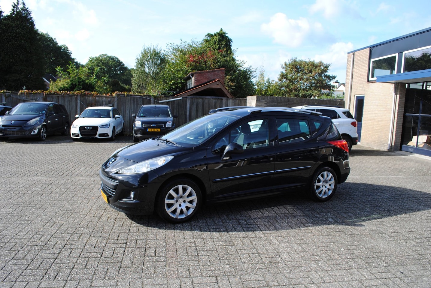 Peugeot 207 SW - 1.4 VTi Blue Lease Executive 1.4 VTi Blue Lease Executive,NAVI, CRUISE,CLIMA, PANORAMADAK - AutoWereld.nl