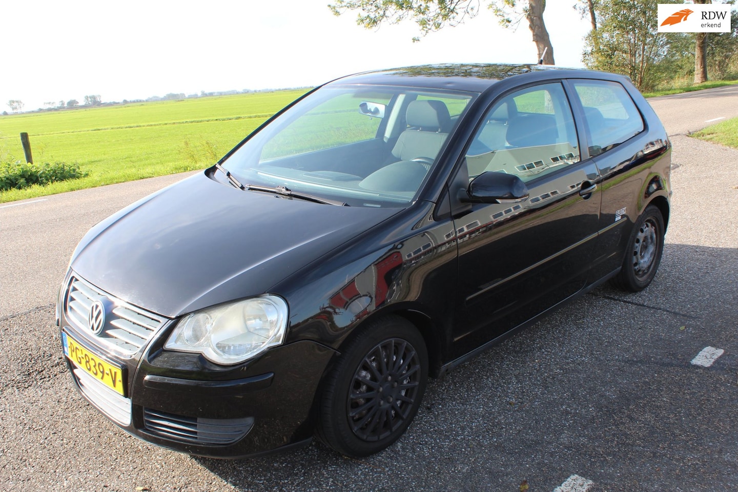 Volkswagen Polo - 1.4-16V Trendline // APK 04/2027 // - AutoWereld.nl