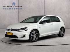 Volkswagen Golf - 1.4 TSI GTE // SCHUIFDAK // TREKHAAK // 18 INCH VELGEN