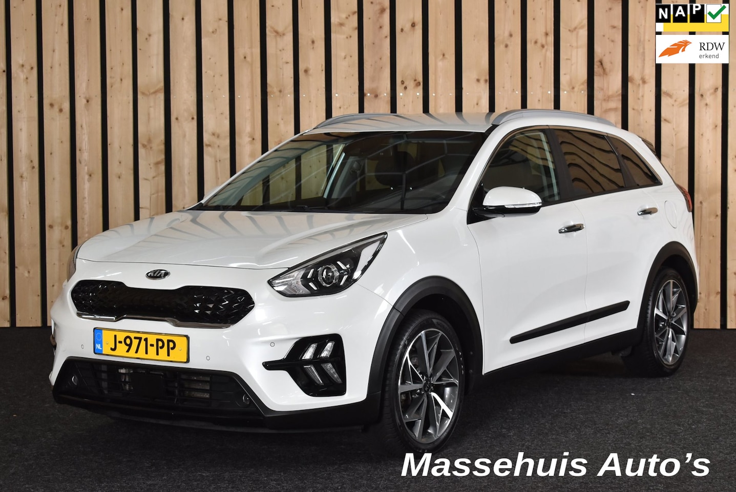 Kia Niro - 1.6 GDi Hybrid DynamicPlusLine 122dkm 2e eig. NL-auto Carplay ACC LED Leer 18"4S + Nwe APK - AutoWereld.nl