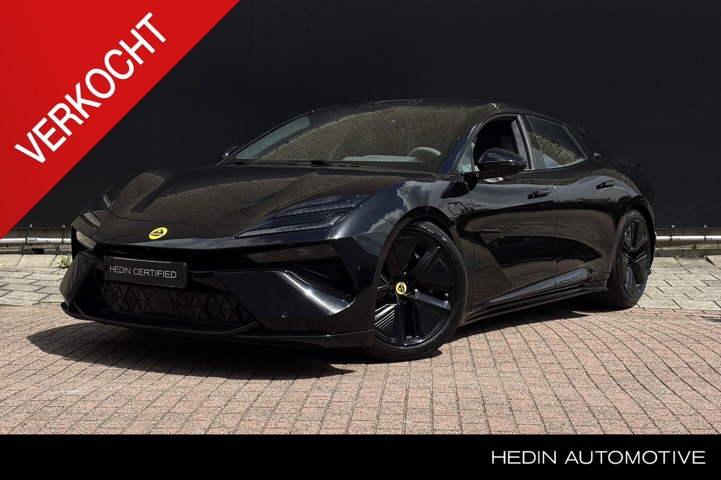 Lotus Emeya - Base 102 kWh | Intelligent Glass Roof | Luchtvering | 21" Glossy black velgen | Alcantara - AutoWereld.nl