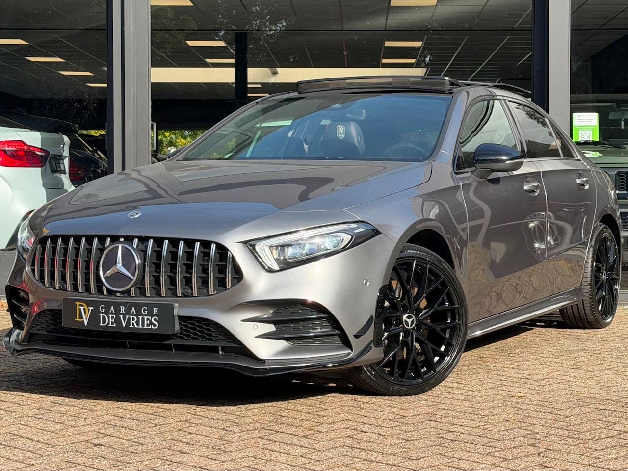 Mercedes-Benz A-klasse - 250 e AMG Aero Pack Panoramadak Sfeerverlichting Multibeam - AutoWereld.nl