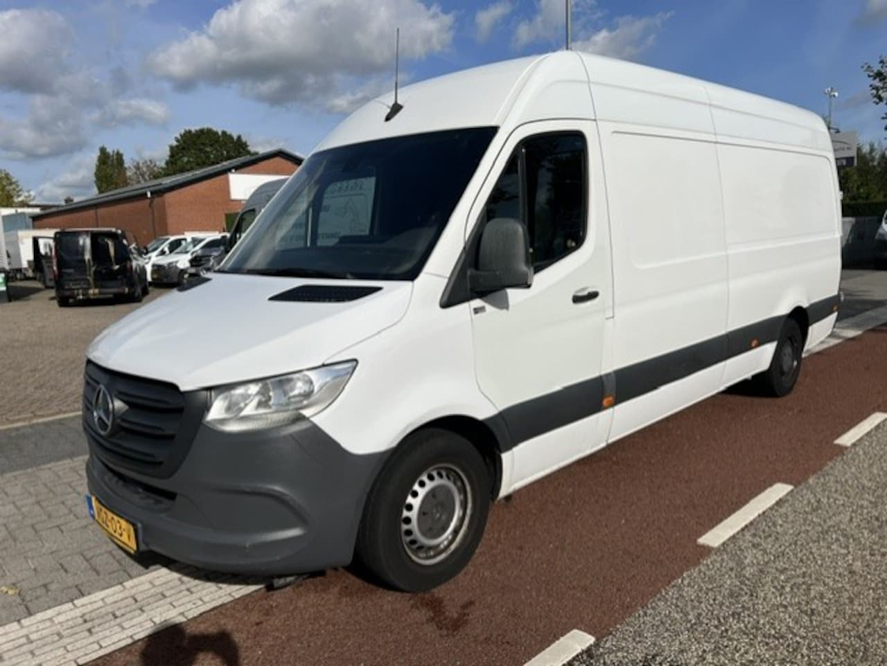 Mercedes-Benz Sprinter - 316 2.2 CDI 120KW L3H2 MAXI MBUX NAVI KLIMA CAM EURO6 - AutoWereld.nl