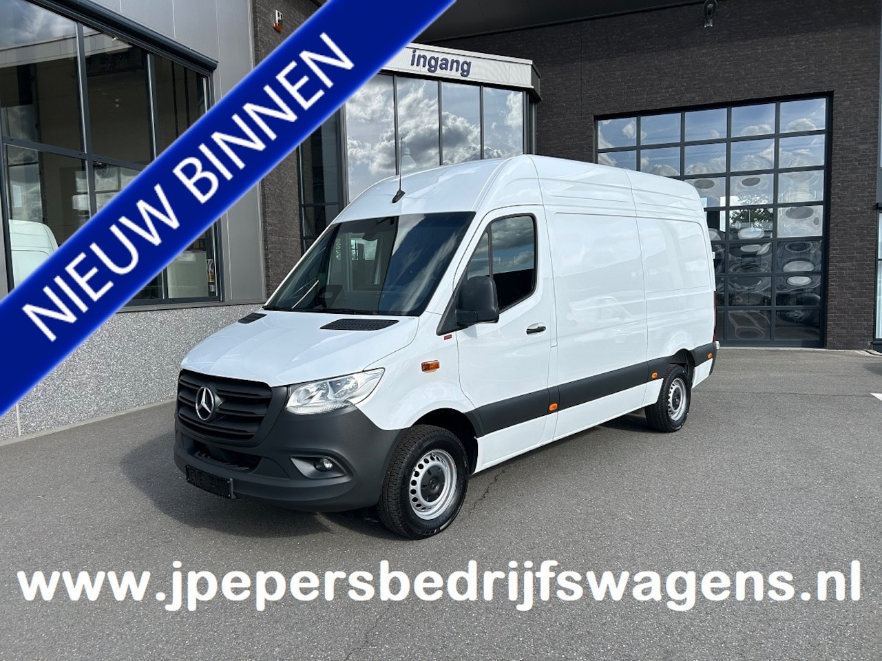 Mercedes-Benz Sprinter - 317 CDI L2 H2 Pro Facelift / MBUX / Navigatie / Camera / Geveerde stoel / Cruise control / - AutoWereld.nl