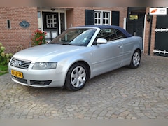 Audi A4 Cabriolet - 2.4 V6 Exclusive - Automaat - Airco - Leer - Velgen - Cruise control - Parkeersensoren - M
