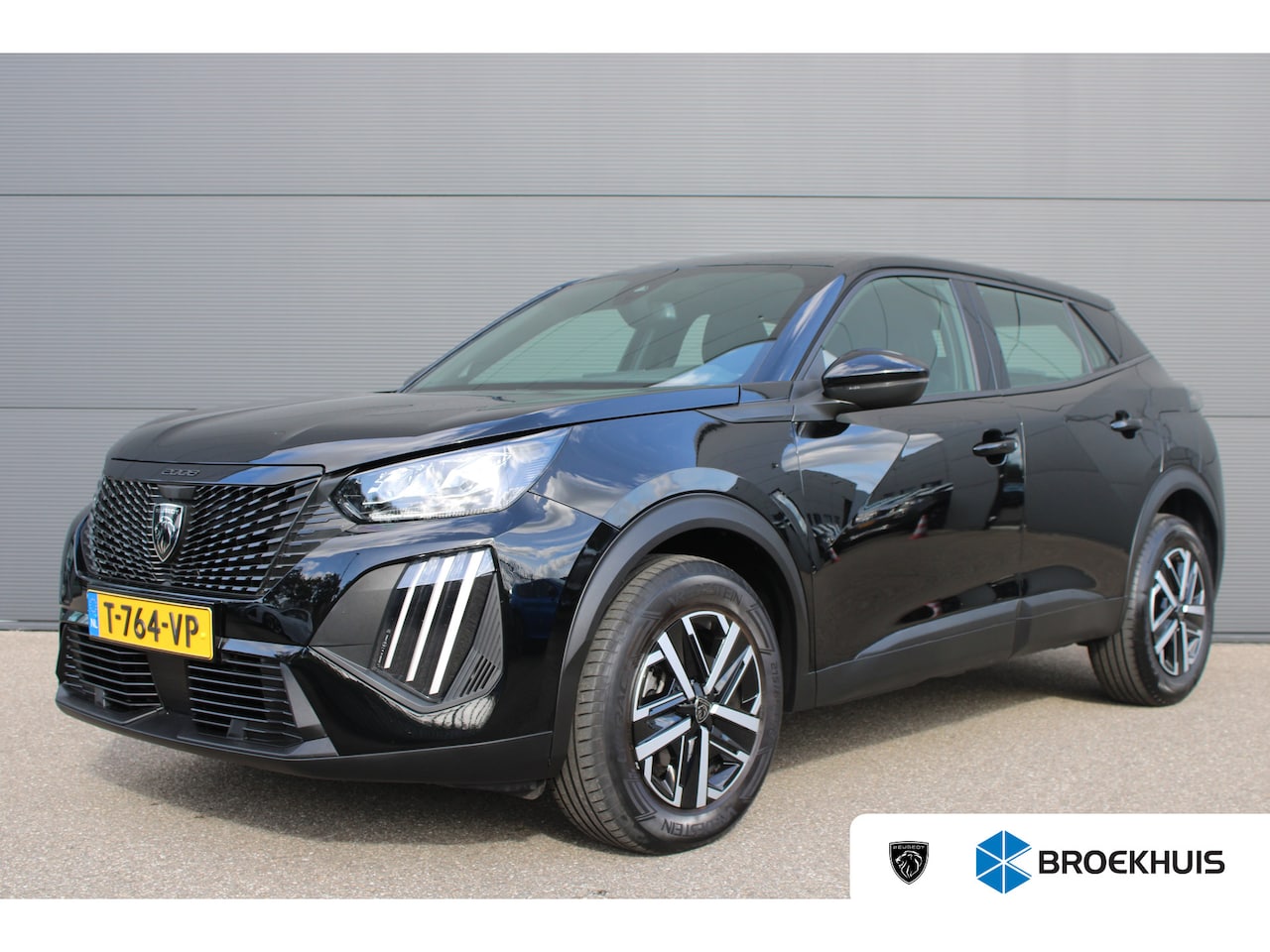 Peugeot 2008 - 1.2 PureTech 100pk Active | Navigatie | Camera | Trekhaak | Nieuw model | Apple carplay | - AutoWereld.nl