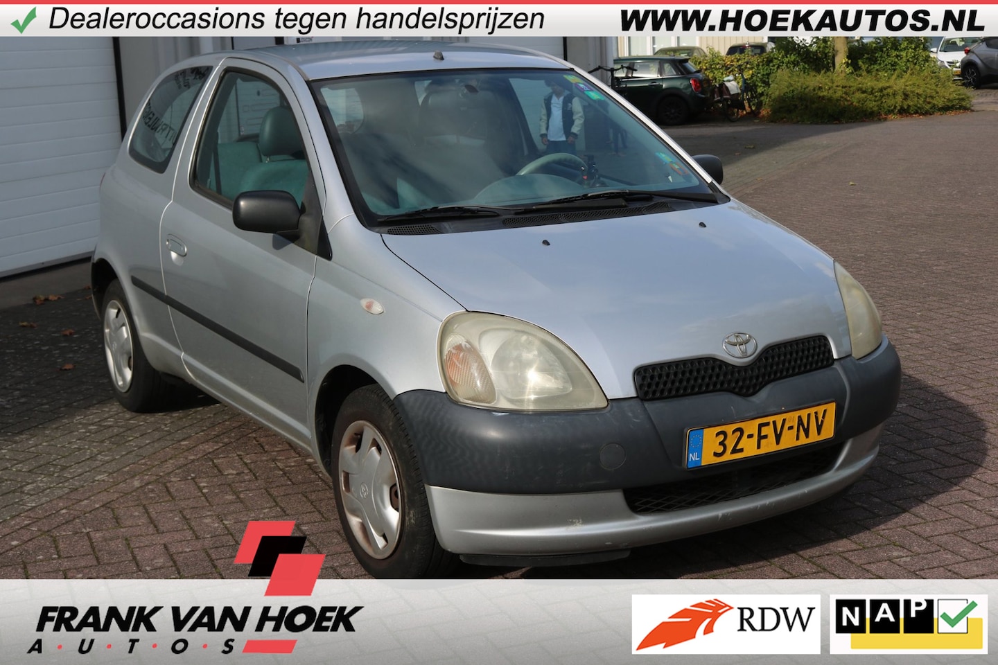 Toyota Yaris - 1.0-16V VVT-i Terra 1.0-16V VVT-i Terra - AutoWereld.nl