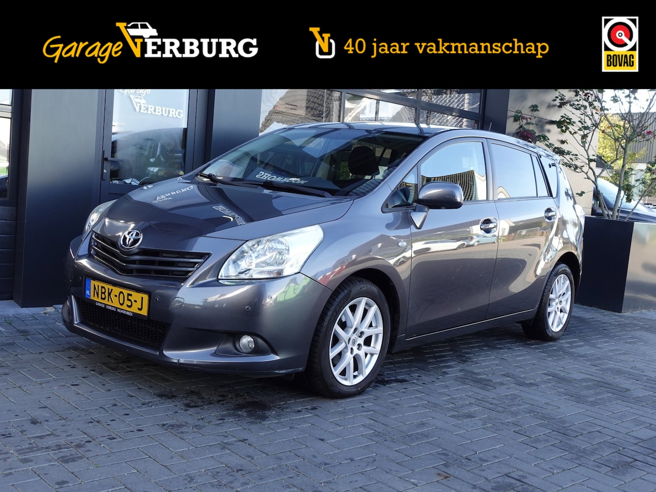 Toyota Verso - 1.8 VVT-i Automaat 7 persoons (Navi,Camera,Cruise,PDC,Panoramadak) -- 75.831 km -- - AutoWereld.nl