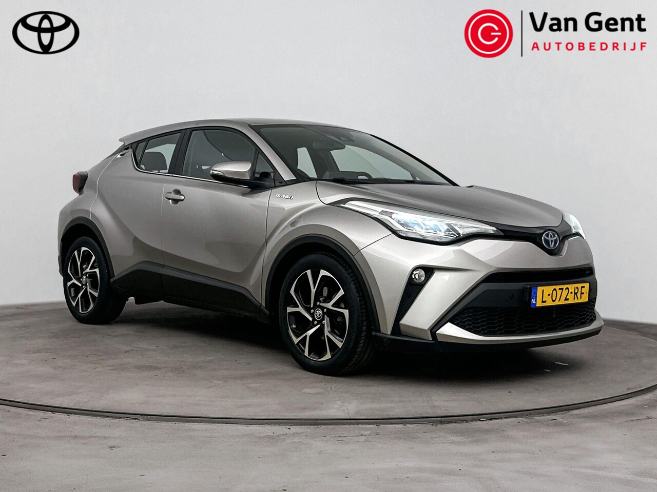 Toyota C-HR - 1.8 Hybrid Dynamic | Navigatie | Apple Carplay / Android Auto | Keyless | Adaptive Cruise - AutoWereld.nl