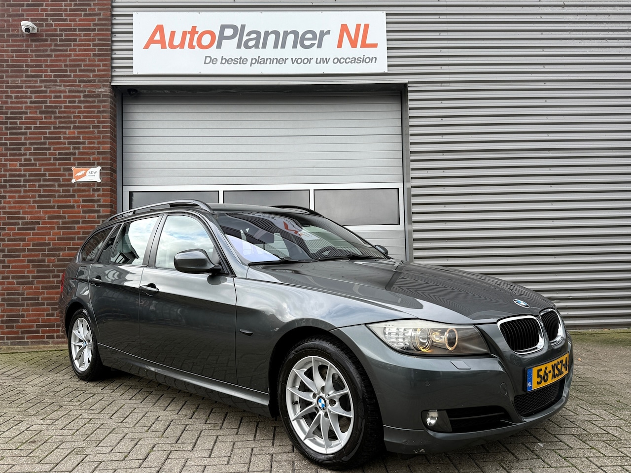 BMW 3-serie Touring - 320d High Executive! Clima! Cruise! Pano! - AutoWereld.nl