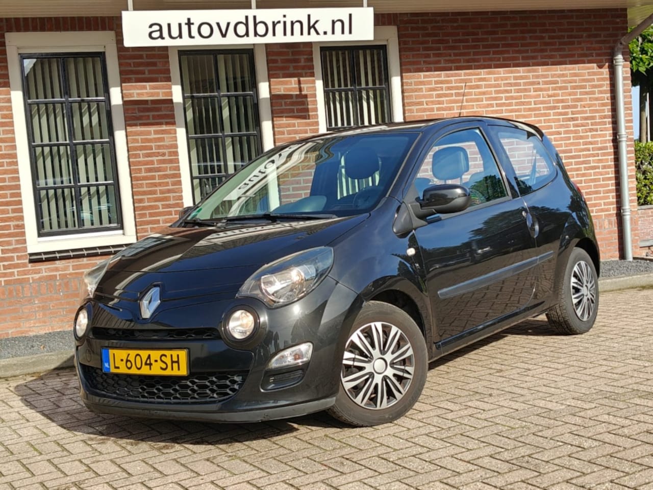 Renault Twingo - 1.2-16V Collection 1.2 16V Collection, NIEUWE DISTRIBUTIERIEM / CRUISE CONTROL / VERSCHUIFBARE ACHTERSTOELEN - AutoWereld.nl