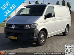Volkswagen Transporter - 2.0 TDI L1H1 Highline | € 6.850, - NETTO | Cruise | Airco | Bijrijdersbank | Trekhaak |