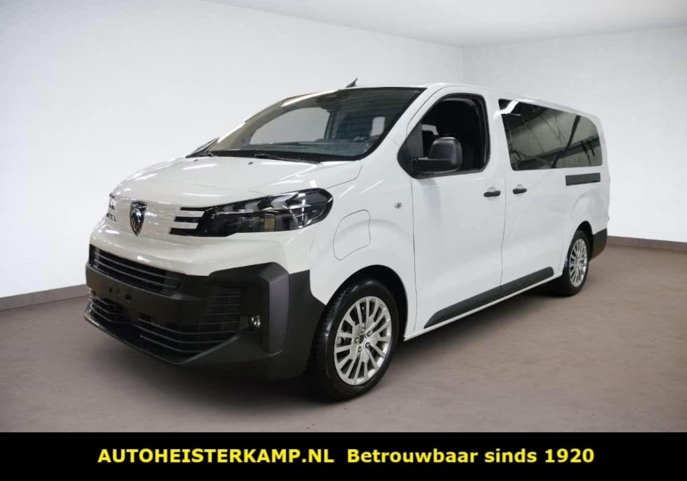 Peugeot e-Expert - EV L3 75 kWh 9-zitter 43.900 incl BTW LED 2 Schuifdeuren Navi Camera - AutoWereld.nl
