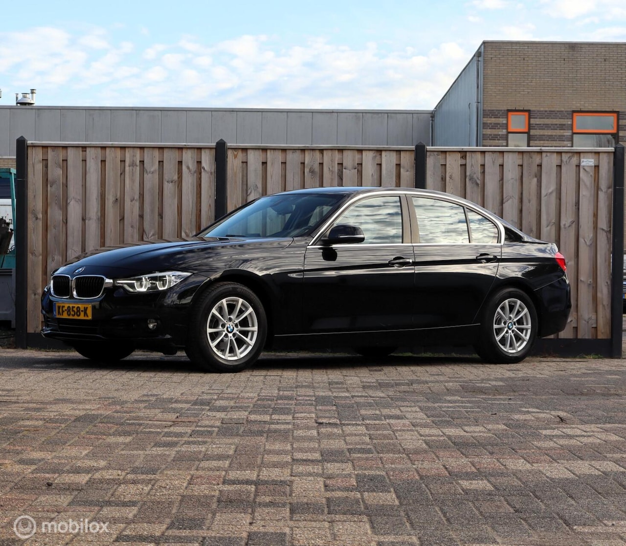 BMW 3-serie - 318i Led/Navi - AutoWereld.nl