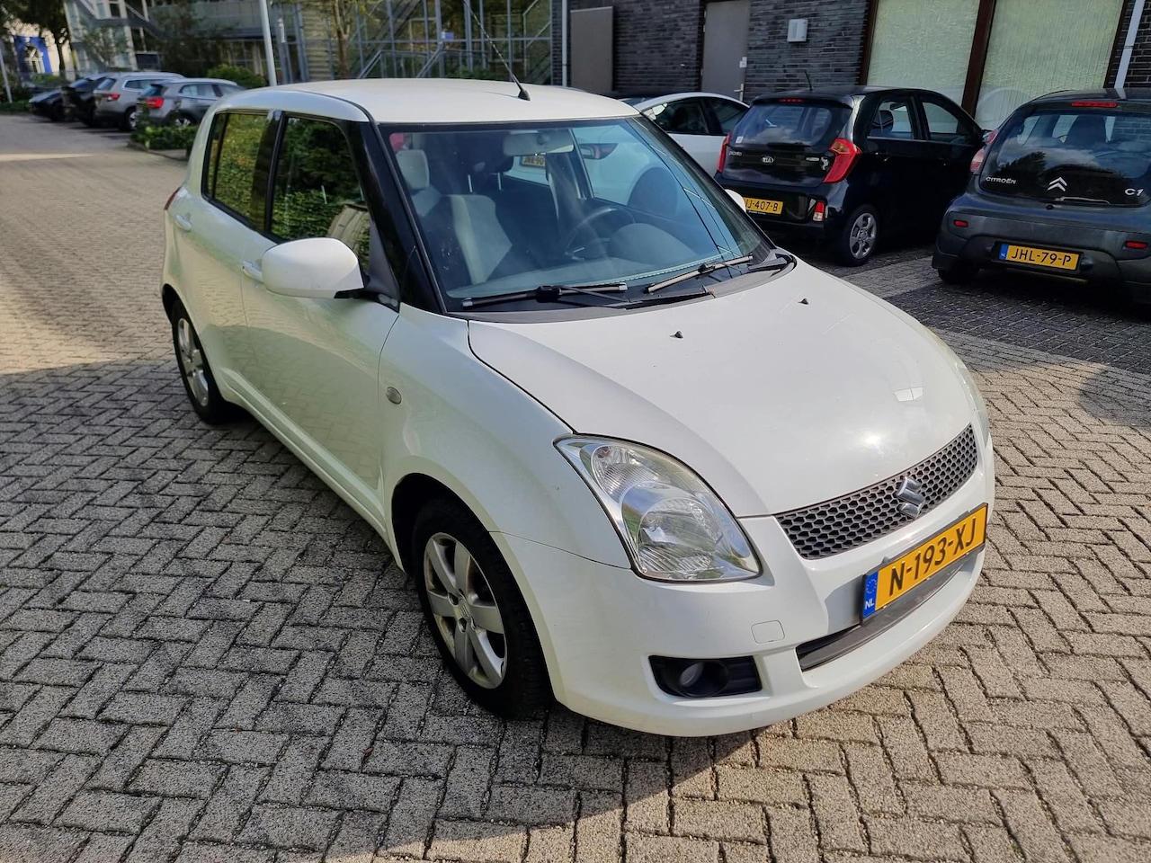 Suzuki Swift - 1.3 Cool