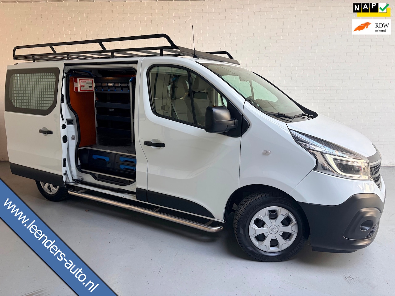 Renault Trafic - Automaat 2.0 dCi 145pk euro6 T29 L1H1 Comfort, 3Persoons, Sortimo kasten Imperiaal Trekhaa - AutoWereld.nl