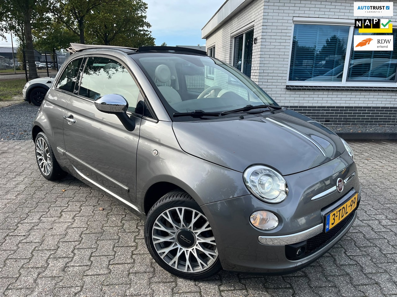 Fiat 500 C - 0.9 TwinAir Rock|Led|Leder|Clima|Cabrio| - AutoWereld.nl