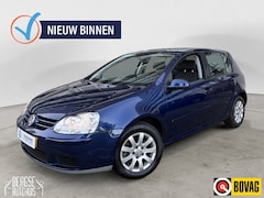 Volkswagen Golf - 1.6 Trendline Aut Carplay Clima Cruise Camera