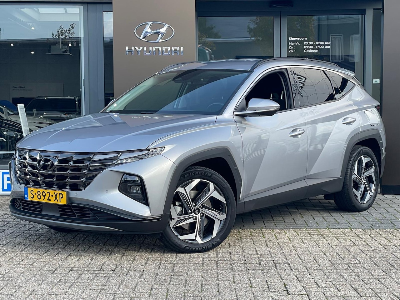 Hyundai Tucson - 1.6 T-GDI PHEV Comfort Smart 4WD | Trekhaak | Navi | Stoel-Stuuwverwarming | Elek. Achterk - AutoWereld.nl