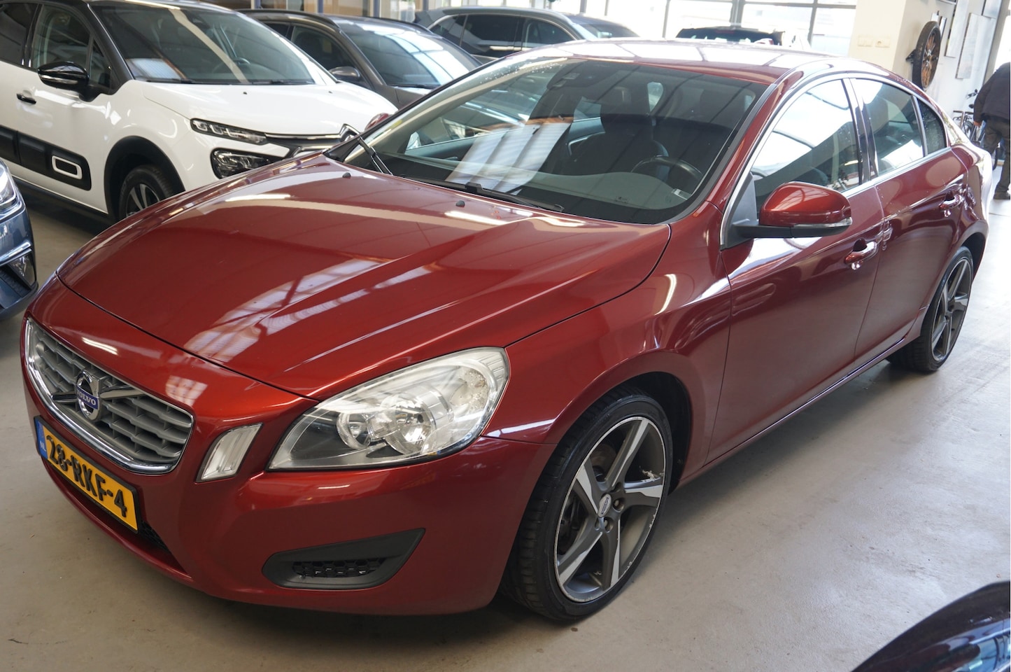 Volvo S60 - 1.6 DRIVe Momentum Navi - Distributieriem nieuw - AutoWereld.nl