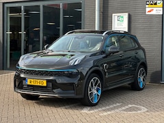Lynk & Co 01 - 1.5/CARPLAY/NAVI/CAMERA/NL-AUTO NAP