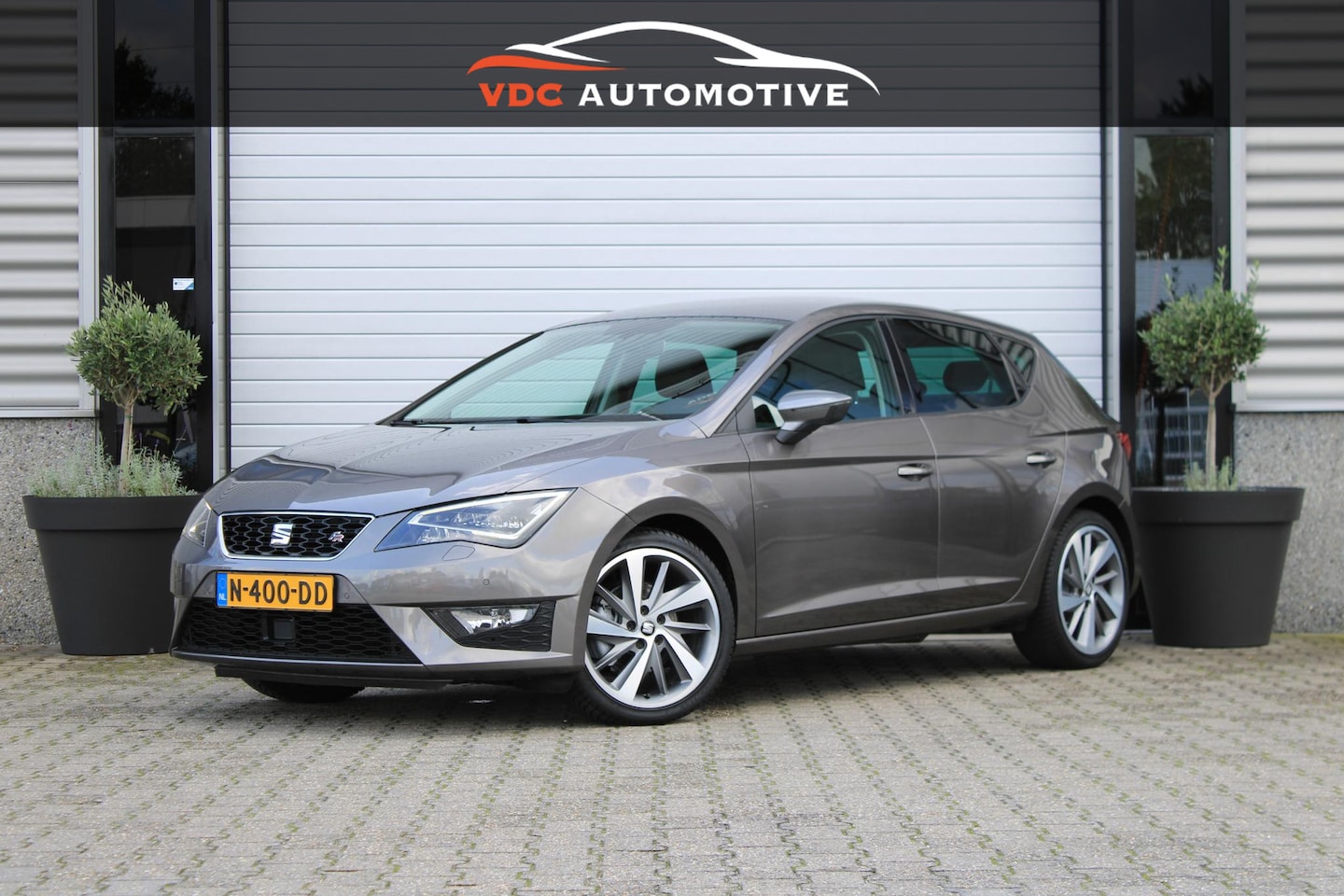 SEAT Leon - 1.4 TSI ACT FR ACC | DAB | Stoelverwarming | Carplay | LED | Compleet Onderhouden | Navi - AutoWereld.nl