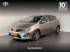 Toyota Auris - 1.8 Hybrid Lease | Stoelverwarming | Panoramadak | All season banden |