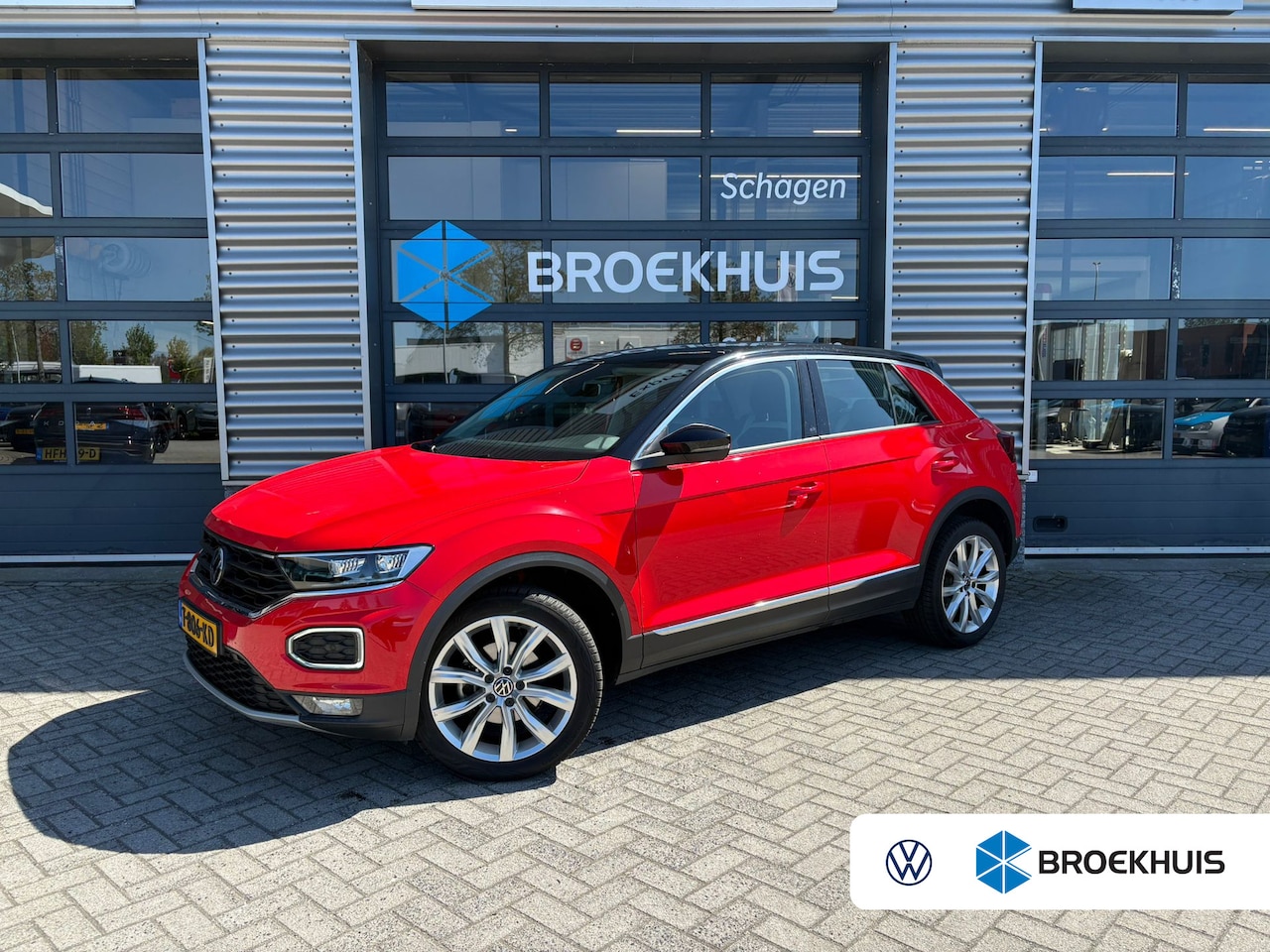 Volkswagen T-Roc - 1.5 TSI 150 pk Sport | Trekhaak | Climatronic | Navigatie | Led verlichting | - AutoWereld.nl