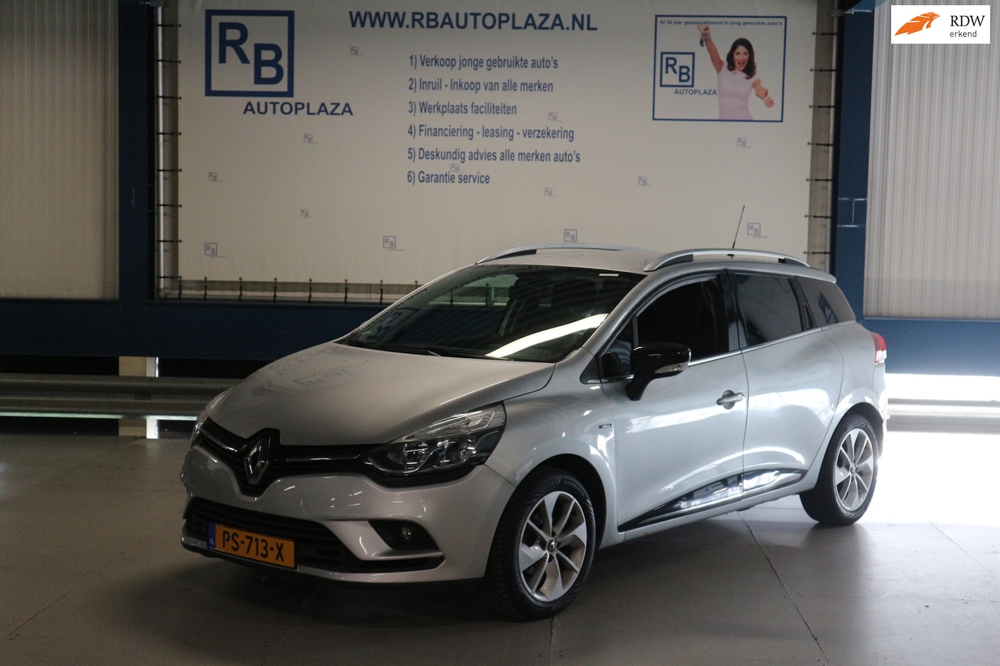 Renault Clio Estate - 0.9 TCe Limited / BASS REFLEX / FACELIFT / TOP DEAL ! ! ! - AutoWereld.nl