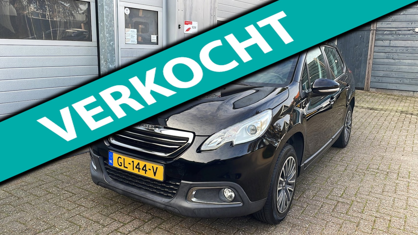 Peugeot 2008 - 1.2 PureTech Active-Navi-Panorama-Airco-Cruise - AutoWereld.nl
