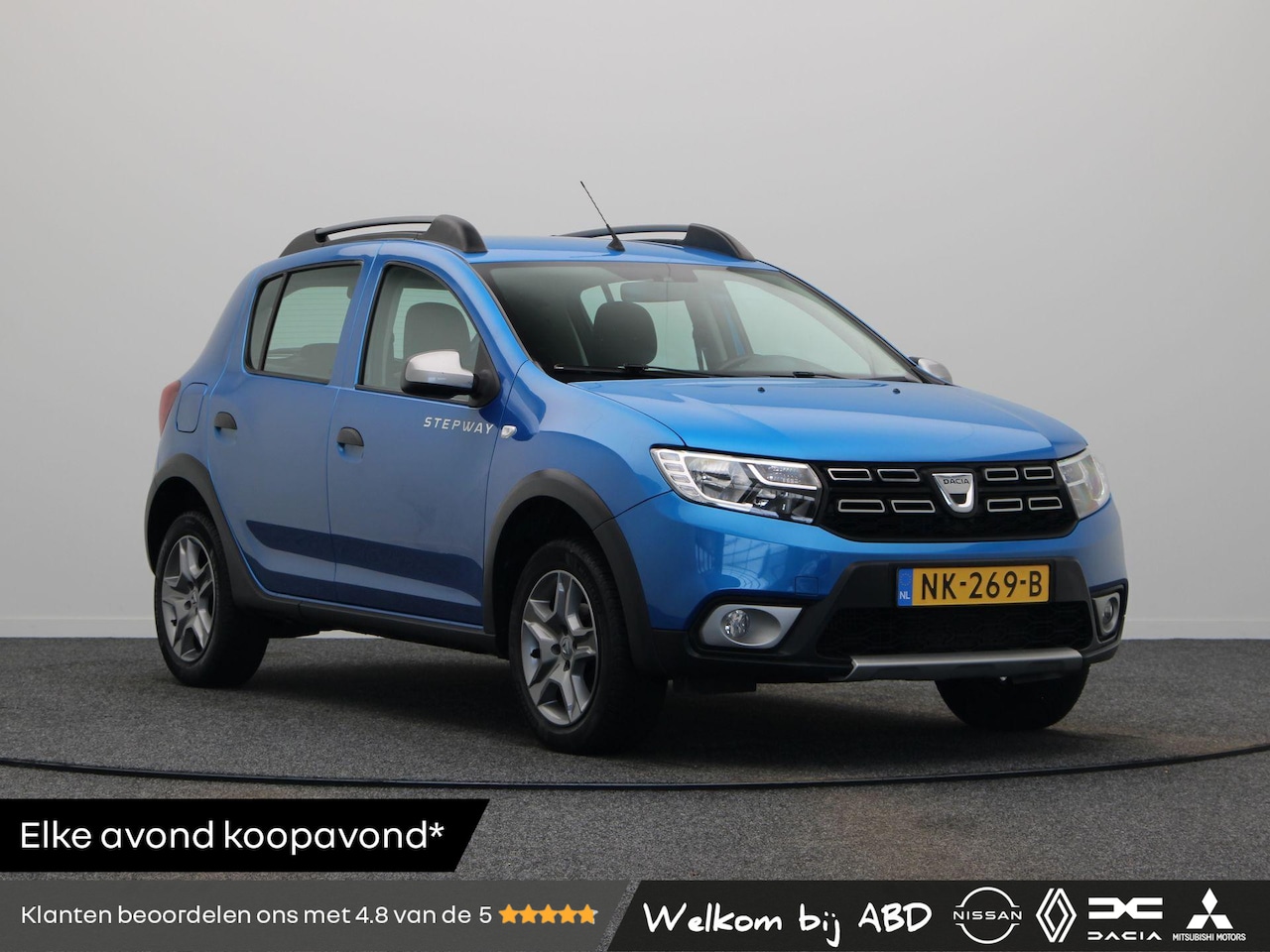 Dacia Sandero Stepway - 0.9 TCe Laureate | Trekhaak | Cruise Control | Navigatie | Airco | - AutoWereld.nl