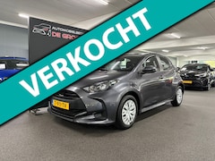 Toyota Yaris - 1.5 VVT-i Active/ Eerste eigenaar/ Nederlandse auto/ Airco/ Achteruitrijcamera