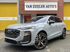 Audi Q3 - e-Hybrid S-Line 272pk Panorama 20" Tech Pro *5 jaar garantie